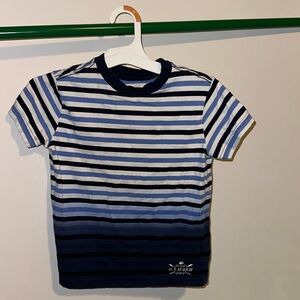 Ombré, short sleeved tee.